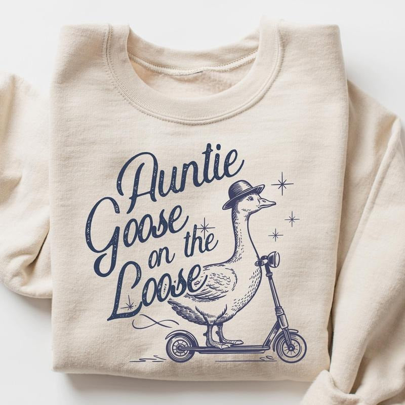 Auntie Sweatshirt, Aunt Sweater, Auntie Gift, Aunt Pregnancy Announcement, Mothers Day, Auntie Goose On the Loose Retro...
