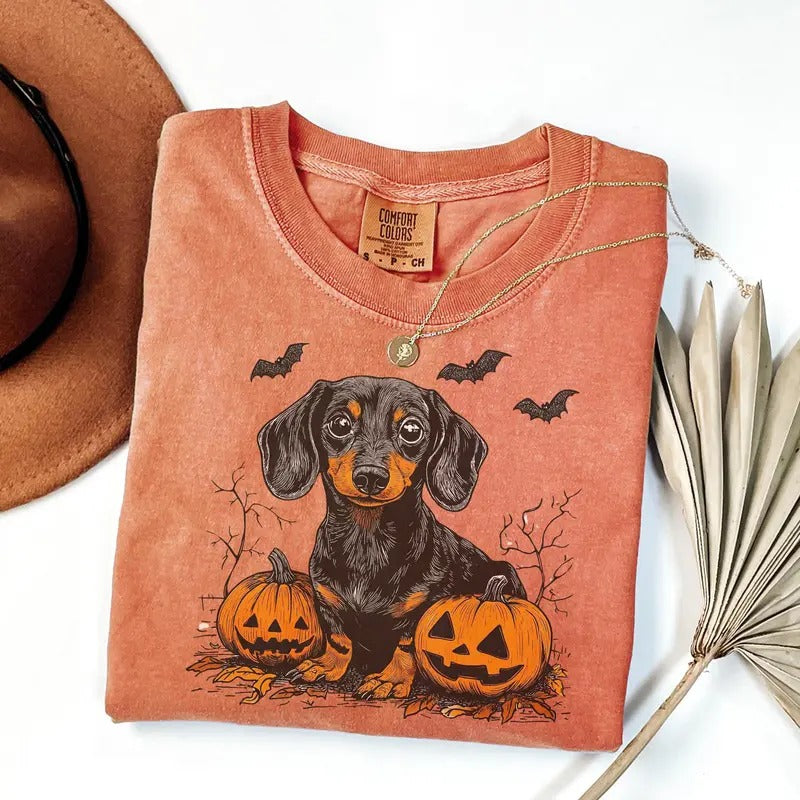 Comfort Colors Dachshund Halloween Shirt, Halloween Dachshund Shirt, Wiener dog, Dachshund Mom, Halloweenie Tee, Dog Mom...