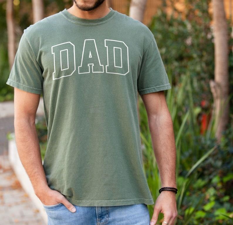 Comfort Colors Dad Shirt, Fathers Day T-Shirt, Trendy Daddy Sweatshirt, Gift for New Dad, Custom Colors Men's shirt, Dad...