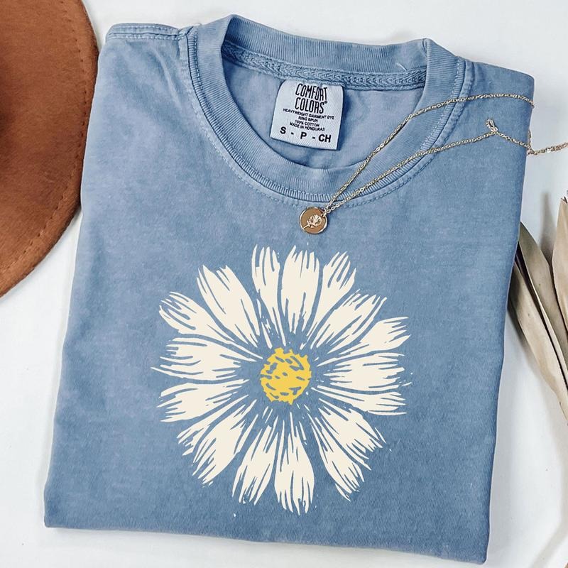 Comfort Colors Daisy Shirt, Wildflower T-shirt, Floral Shirt, Cute Boho Shirt, Women's Plant Tee, Unisex T-Shirt Hoodie,...