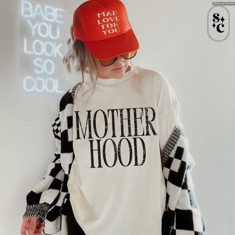 Cool Mom Club Mothers Day Shirt, Trendy Mama Tshirt, Mom Life Tee, Oversized Mom T-shirt, Motherhood T Shirt , Global...