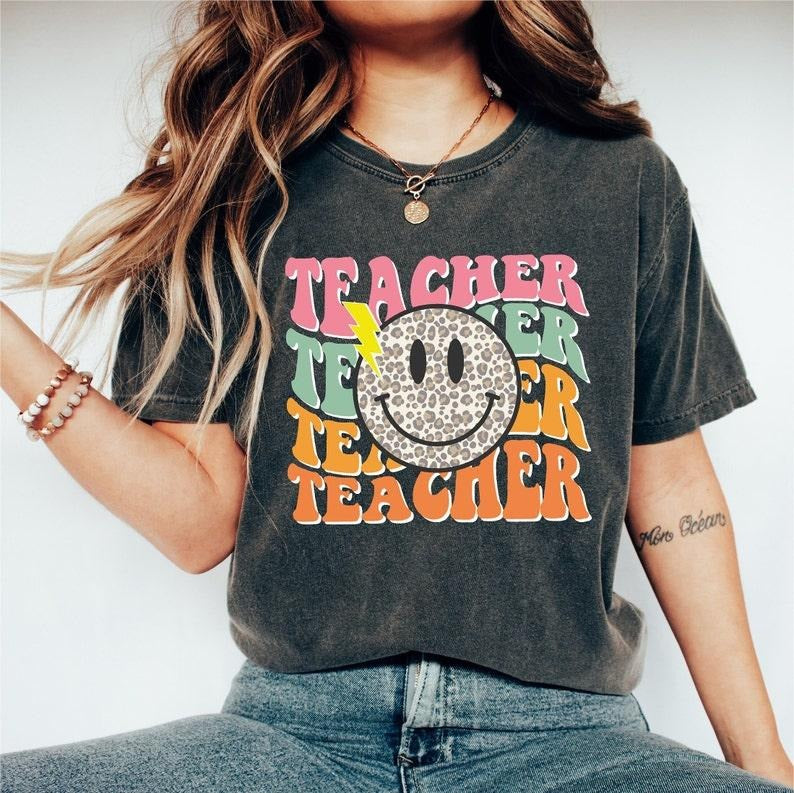 Cute Smile Face Teacher Shirt, Teacher Appreciation, Back to School Shirt, Elementary School Teacher Shirt, New Teacher...