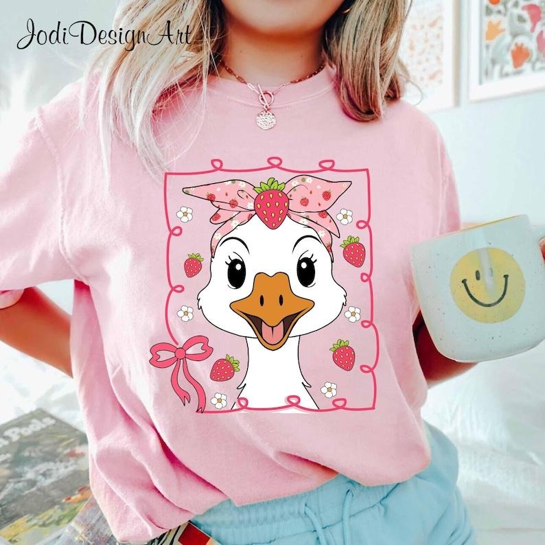 Cute Strawberry Goose Summer Mama Shirt Coquette Goose Strawberry Mothers Day Shirt T-Shirt Hoodie, Sweatshirt