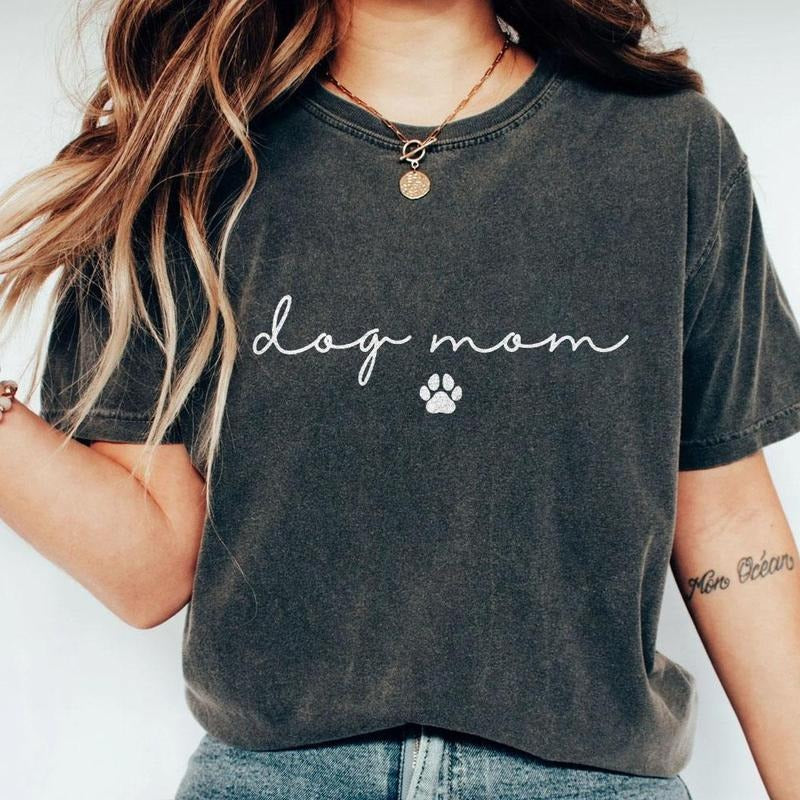 Dog Mom Shirt, Pet Mom T-Shirt, Dog Mama Shirt, Dog Lover Gifts, Pet Lover T-shirt, Dog Owner Outfits, Mom Women Top,...