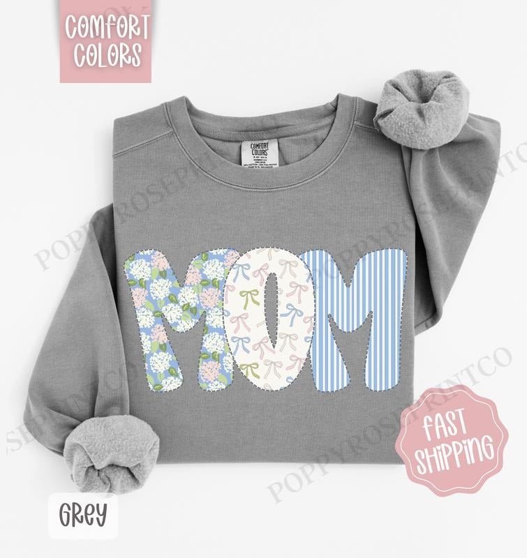 Floral Mom Comfort Colors Sweatshirt, Cute Mama Sweater, Coquette Mom Crewneck T-Shirts, Hoodie | TeeBloomCo.com