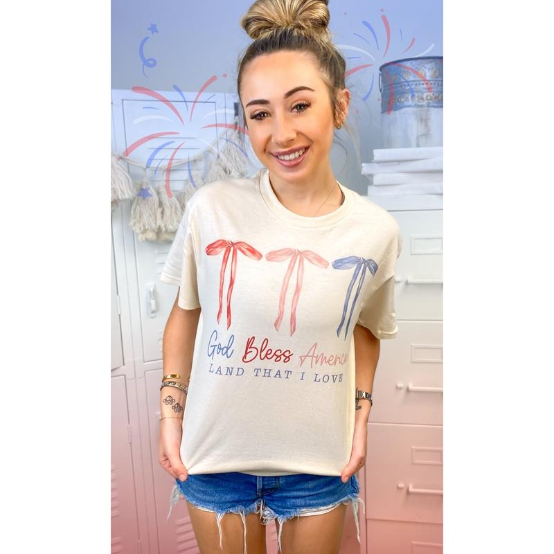 God Bless America Land That I Love Graphic T-Shirt Hoodie, Sweatshirt | TeeBloomCo.com