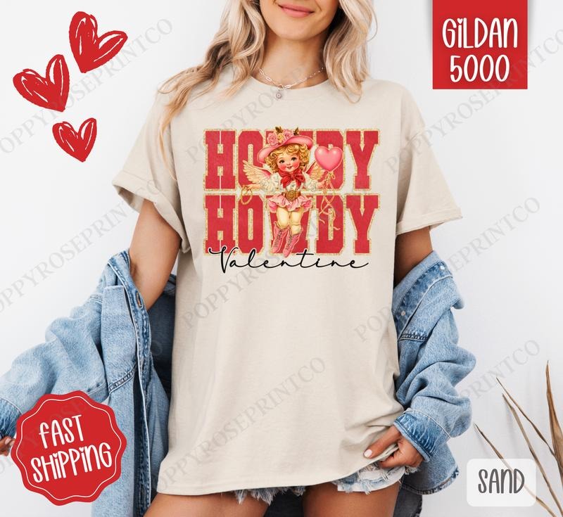 Howdy Valentine Shirt Gildan, Valentine's Day Women's Tee, Cute Women's Tshirt Plus Sizes Hoodie, Sweatshirt | TeeBloomCo.com