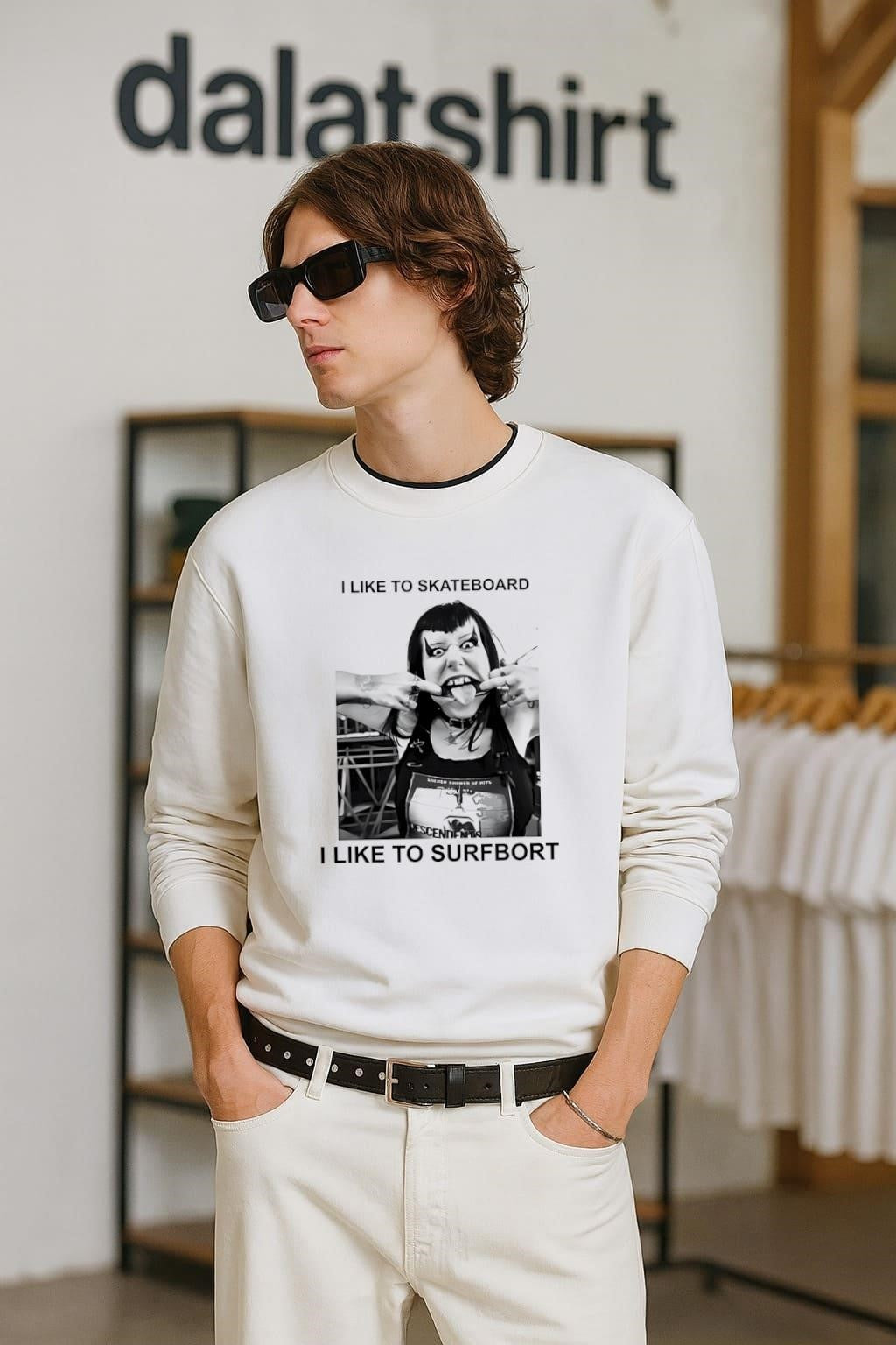 I Like To Skateboard I Like To Surfbort Woman Graphic shirt