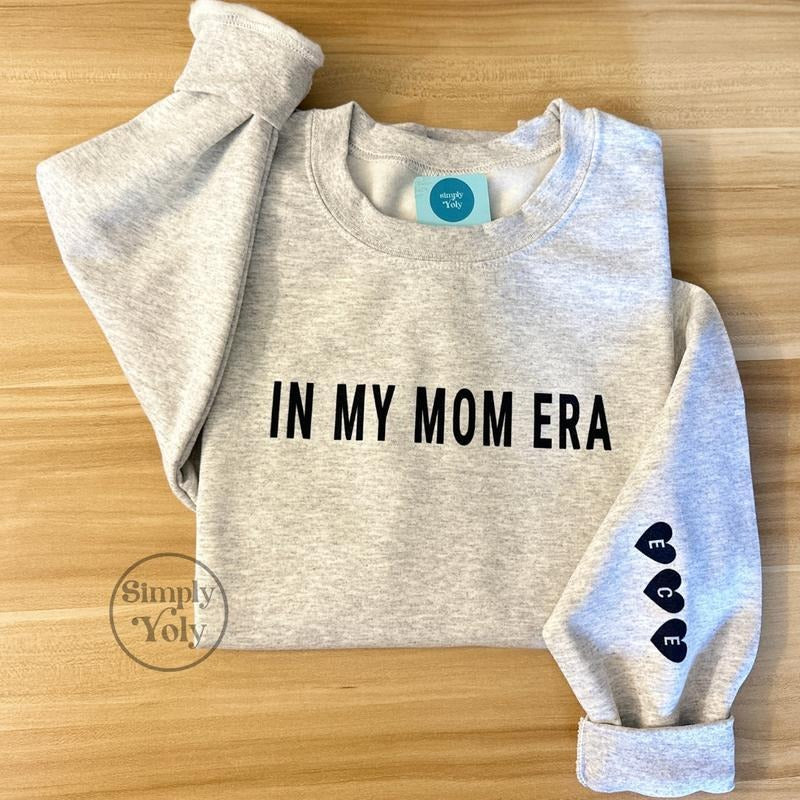 In My Mom Era Sweatshirt, Sweatshirt, Hoodie T-Shirts | TeeBloomCo.com