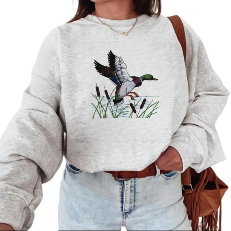 Mallard And Cattails Unisex Sweatshirt Hunting Season 2025 Vintage Shirt Hoodie Unisex | TeeBloomCo.com