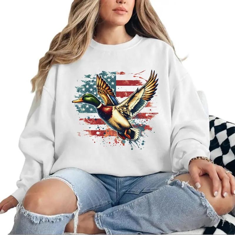 Mallard Duck American Flag Sweatshirt Unisex Hunting Freedom Patriotic 2025 4th July T-Shirt National Hunting Day tee Hoodie