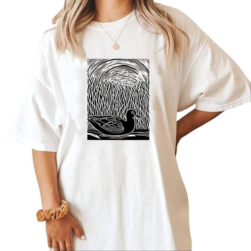 Mallard Duck Hunter Unisex T-shirt Hoodie Sweatshirt Unisex Cute Vintage Gift Cotton Womenswear | TeeBloomCo.com