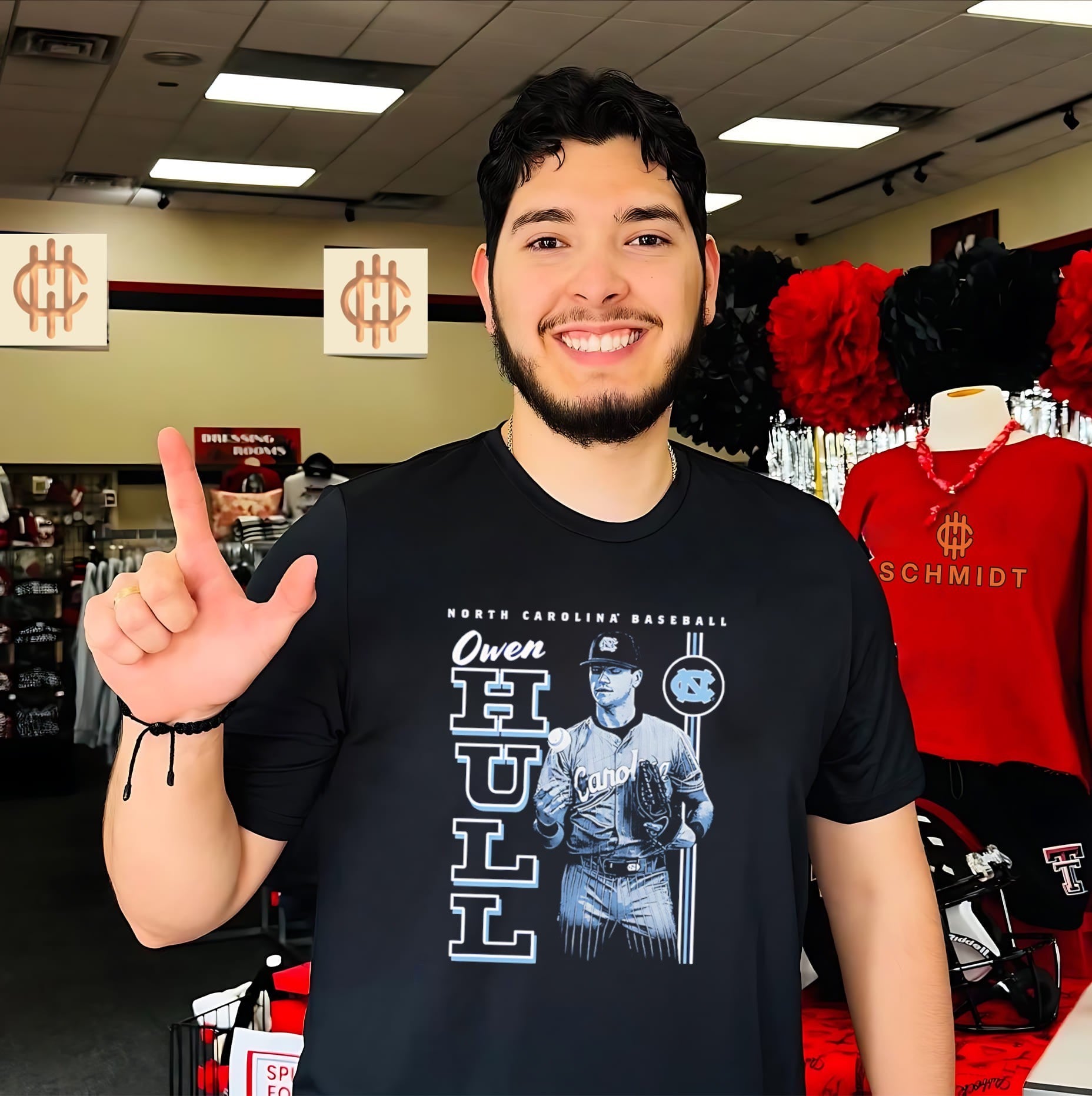 North Carolina Tar Heels Owen Hull portrait shirt