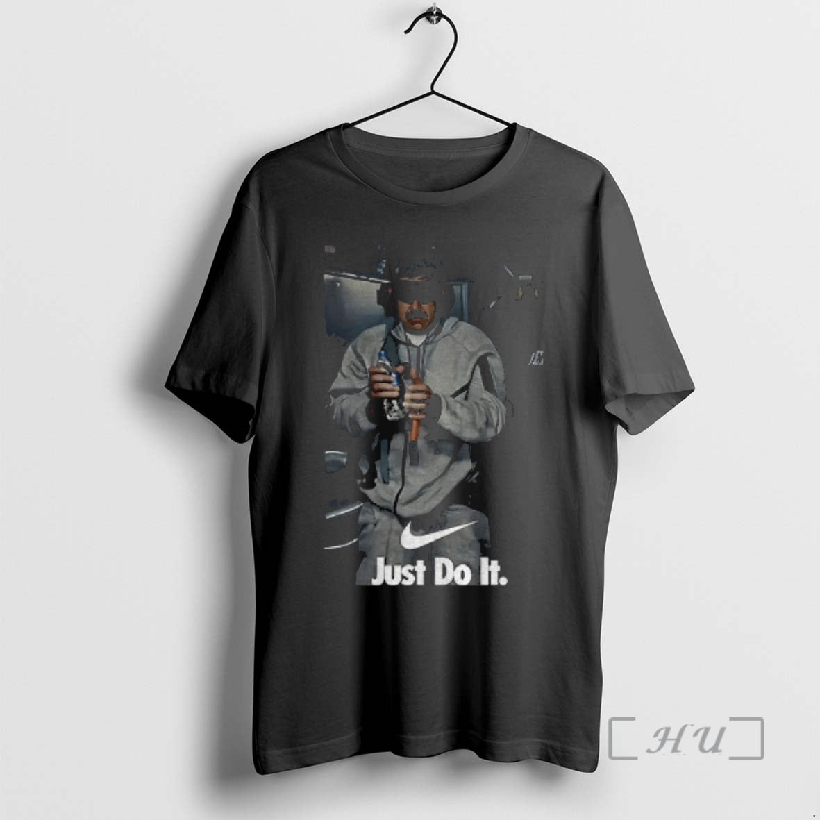 Officials Nicolas Maduro Just Do It Free Venezuela T-Shirts, Hoodie, Sweatshirt | TeeBloomCo.com