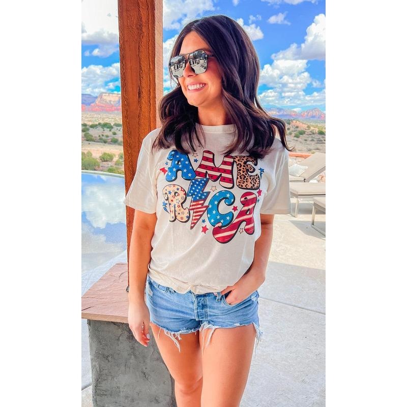 Retro America Graphic T-Shirt Hoodie, Sweatshirt | TeeBloomCo.com