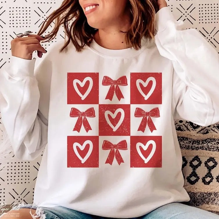 Retro Checkered Valentine's Sweatshirt, Coquette Bow Valentines Sweatshirt_ Gift For Man and Women Casual Crewneck...