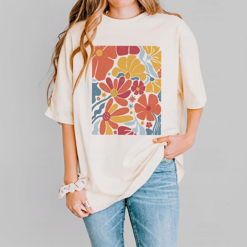 Retro Flower Comfort Colors Shirt, Colorful Retro Flowers Tee, Groovy Floral Tee, Perfect Spring Tee, Colorful Summer...