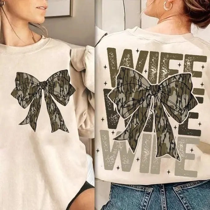 Retro Wife Camo Coquette Bow Old School 2 Sides Sweatshirt, Girls Camo Bow Shirt, Retro Hunting, Coquette Bow, Camo Dude...
