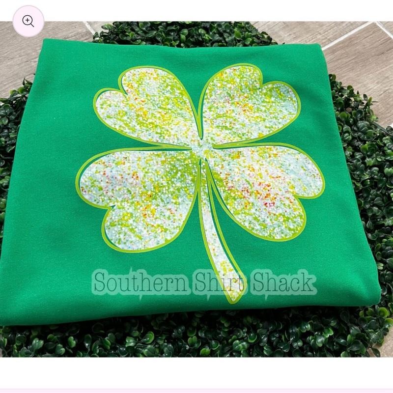 Sparkly Shamrock Sweatshirt | Kelly Green Sweatshirt T-Shirts, Hoodie | TeeBloomCo.com