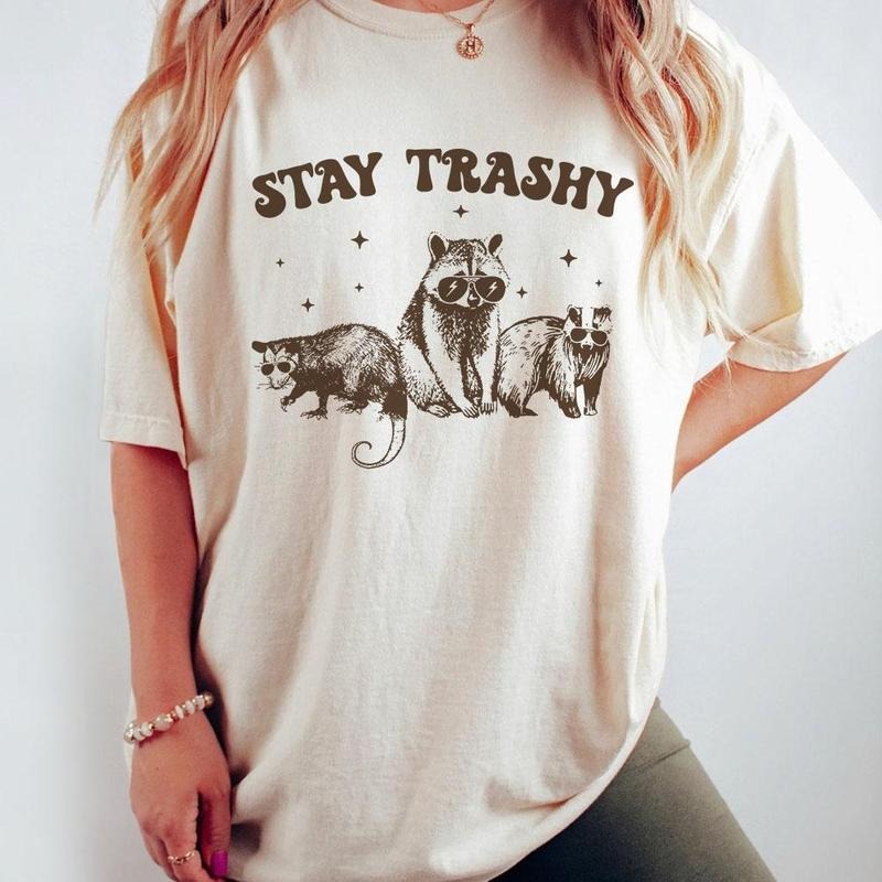 Stay Trashy Raccoon Graphic T-Shirt, Retro Unisex Adult T Shirt, Vintage Raccoon T-Shirt, Nostalgia Shirt, Relaxed Cotton...