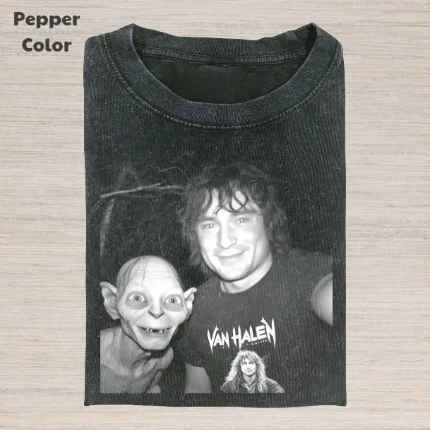 The Lord of the Rings Vintage Graphic Tee, Gollum And Bilbo Selfie T-Shirt, Movies Tee, Unisex Meme Cringe Funny Dumb...