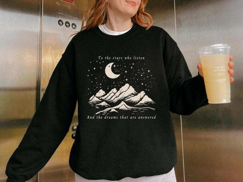 Velaris Acotar Sweatshirt, Fantastic Reader Sweater, SJM Merch Tee Shirt, Sarah J Mass T-Shirt, The Night Court Shirt,...