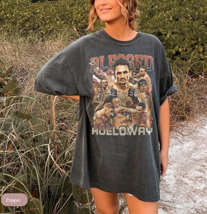 Vintage 90s Graphic Style Max Holloway T-Shirt Max Holloway Retro Mixed Martial Artist Tee For Man and Woman Unisex...