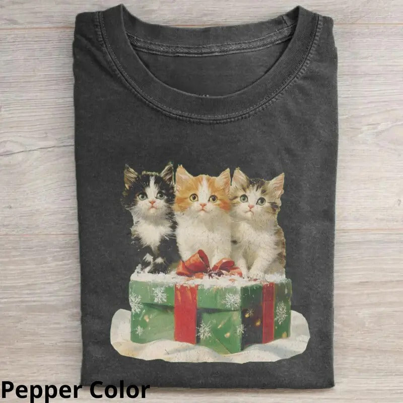 Vintage Funny Christmas Cat T-Shirt, Funny Graphic Tee Womenswear Top Hoodie, Sweatshirt | TeeBloomCo.com