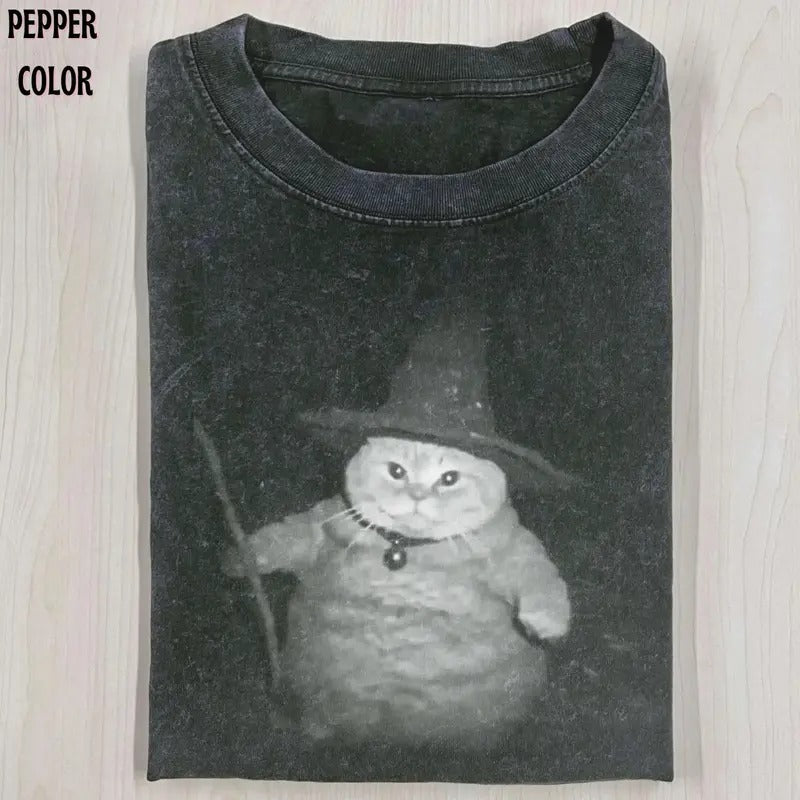 Vintage Wizard Cat T-Shirt for Women - 90's Style Streetwear Graphic - Womenswear, Top Hoodie, Sweatshirt | TeeBloomCo.com