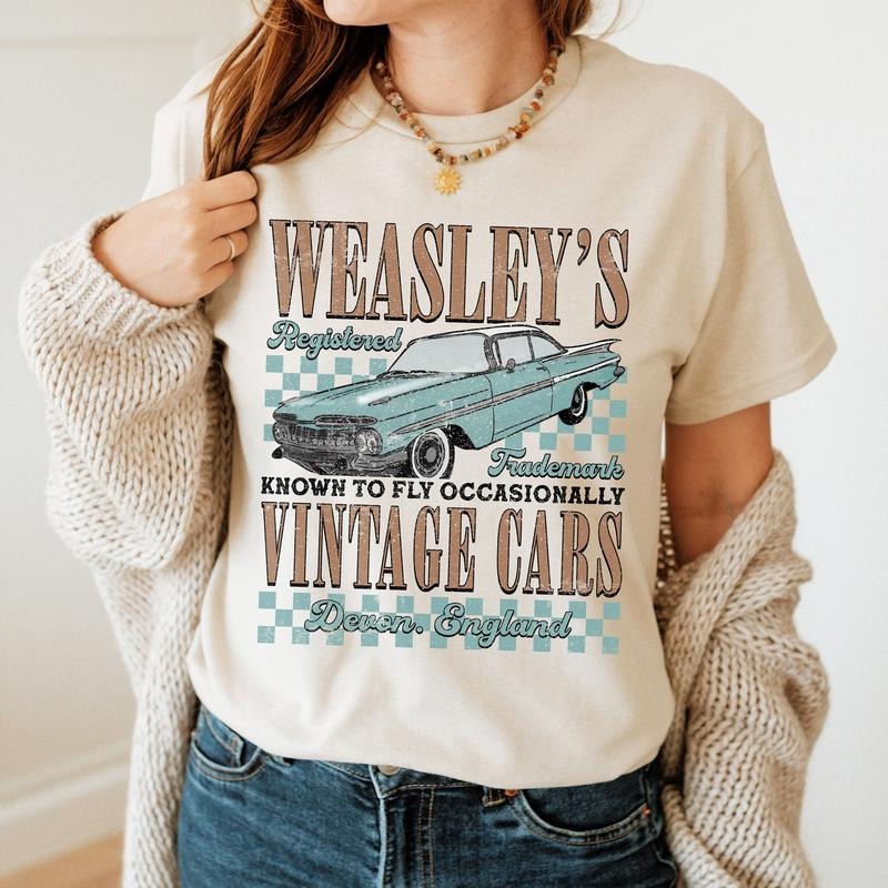 Wizard Flying Car Shirt, Vintage Flying Cars Shirt, Wizard Shirt, Weasley Shirt, Bookish Tee, Universal T-Shirt Hoodie,...