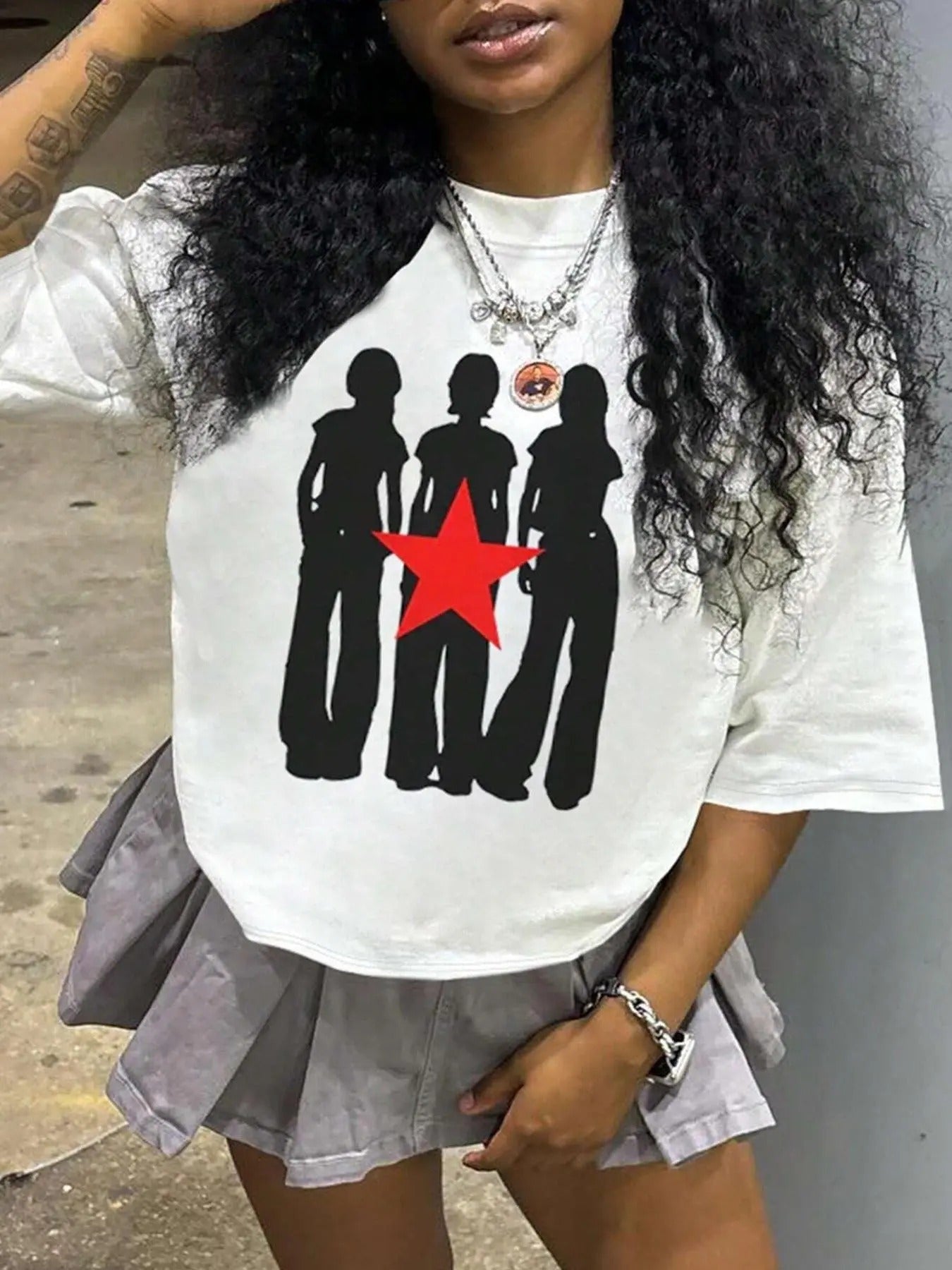 Women's Cartoon Figure & Star Print Round Neck Tee, Fashion Casual Short Sleeve T-shirt for Daily Wear, Ladies Summer...