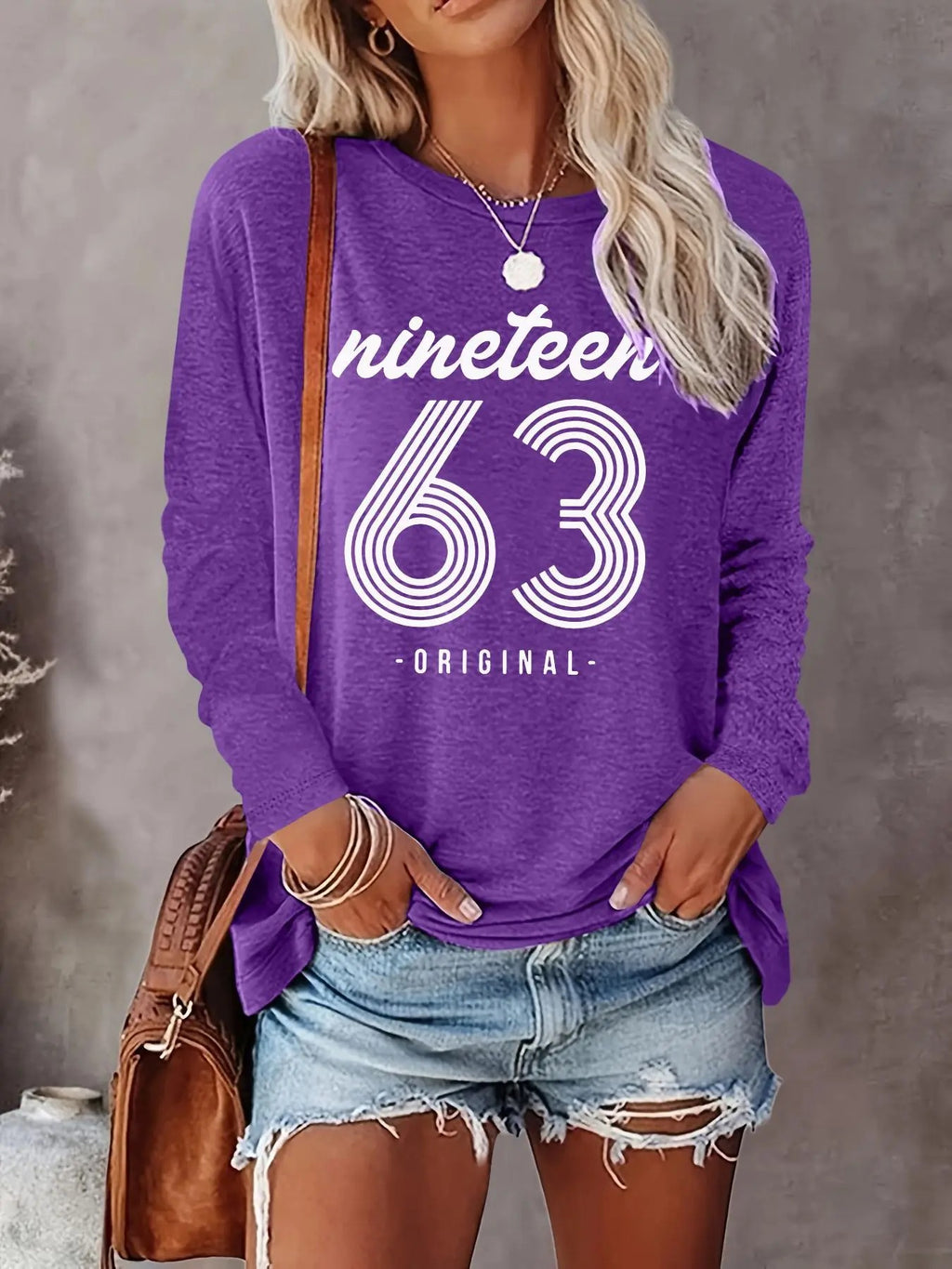 Women's Number & Letter Print Round Neck Tee, Casual Long Sleeve Crew Neck T-shirt for Fall & Winter, Women's Top for...