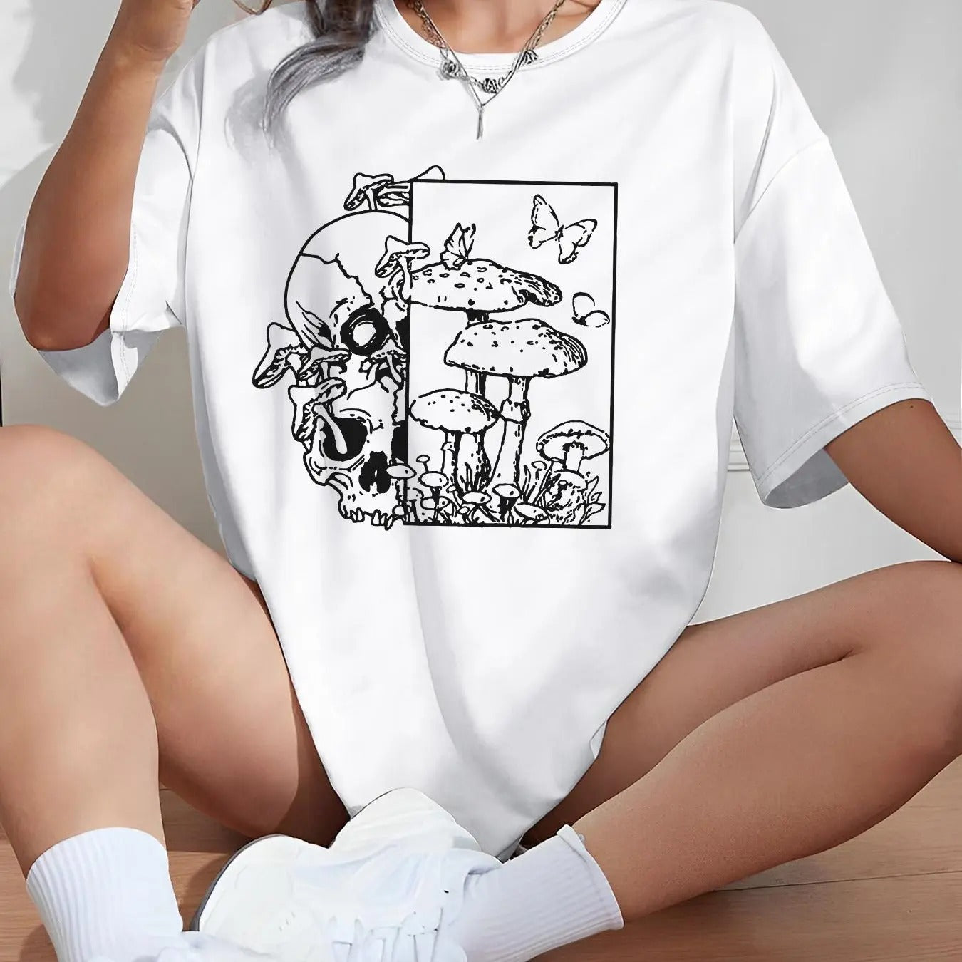 Women's Skull & Mushroom Print Round Neck Graphic Tee, Vintage Trendy Casual Drop Shoulder Half Sleeve T-shirt For Daily...