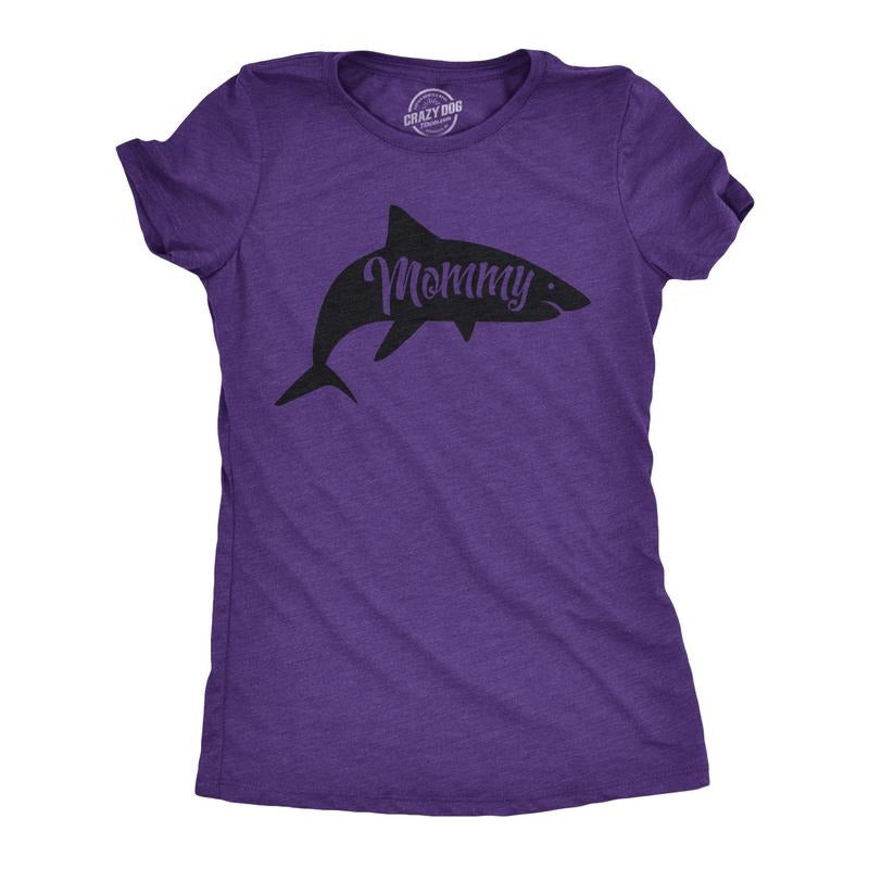 Womens Mommy Shark T shirt Cute Mom Gift Funny Mama Family Cute Mothers Day Tee Funny Womens T Shirts Cute Slimming Top...