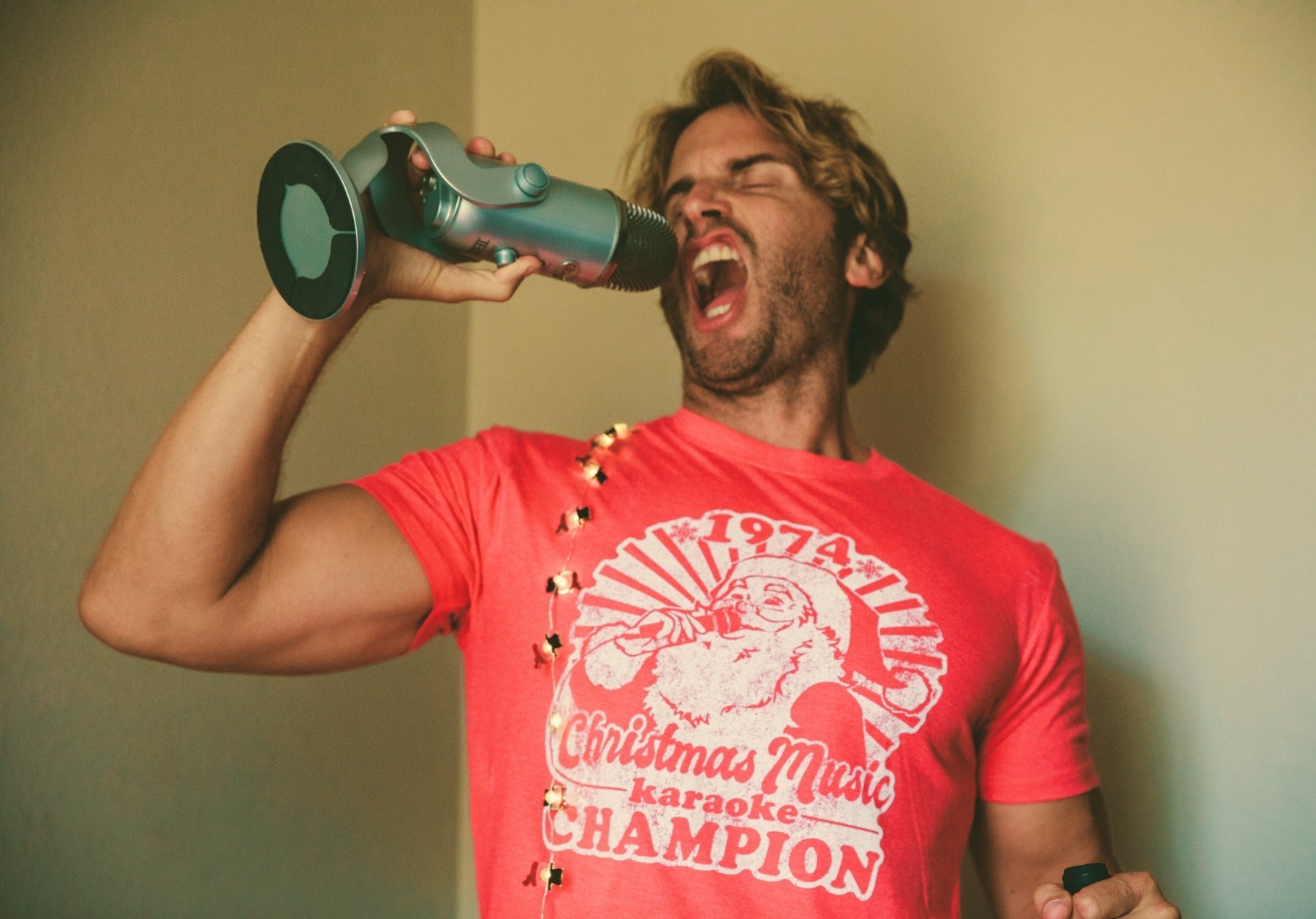 Christmas Music Karaoke Champion Men's T Shirt