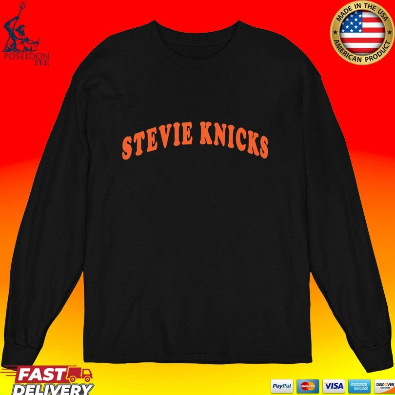 Mariska Hargitay Knicks T-shirt
