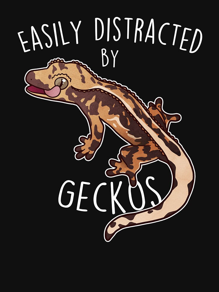 Crested Gecko Easily Distracted by Clara Hollins