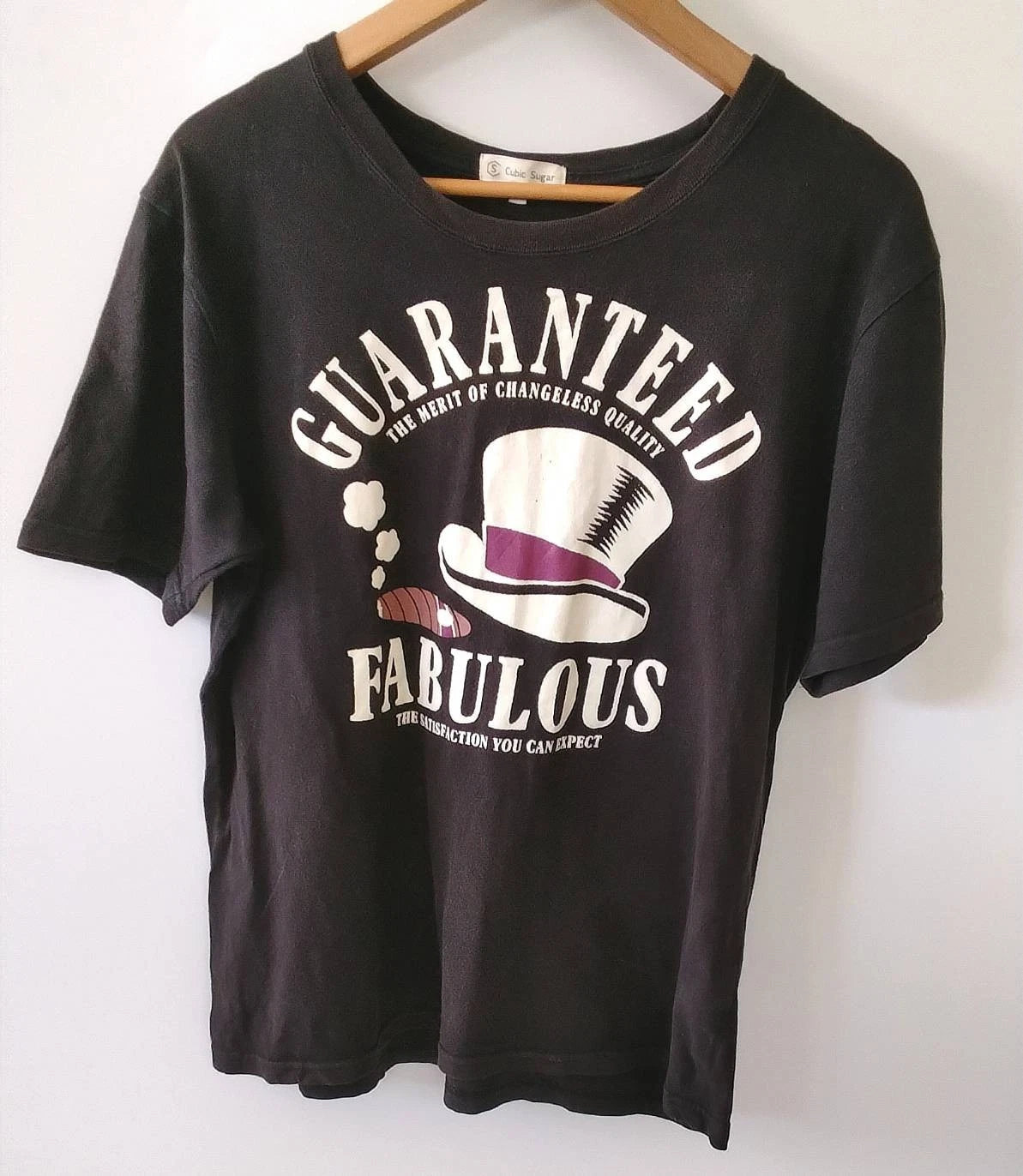 Cubic Sugar Japanese Brand Graphic T-Shirt Black L Top Hat Cigar Fabulous VTG