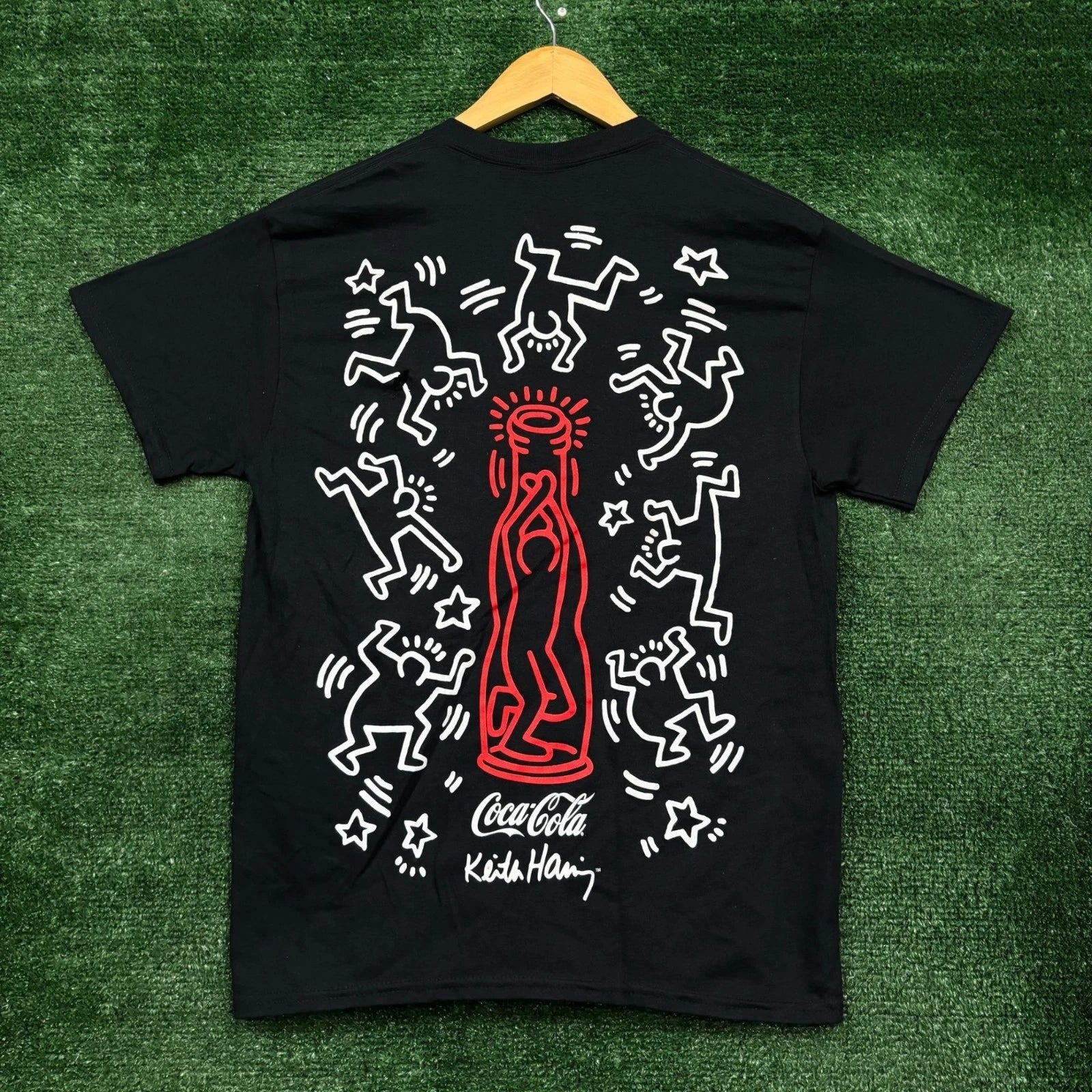 Coca-Cola x Keith Haring Pop Art T-Shirt Size Medium