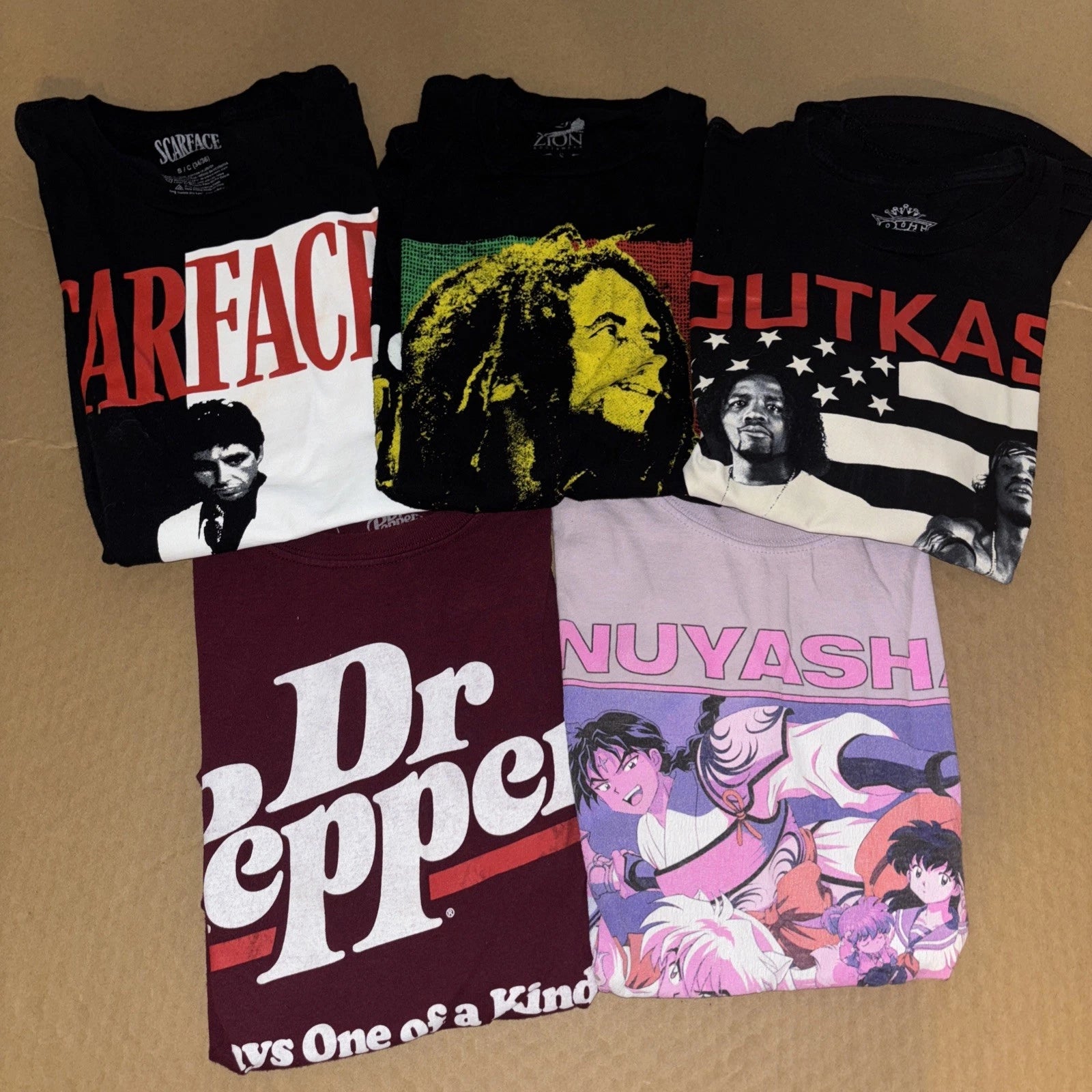 Men’s Modern T-shirt Lot Size Small 5 Piece Graphic Music Anime