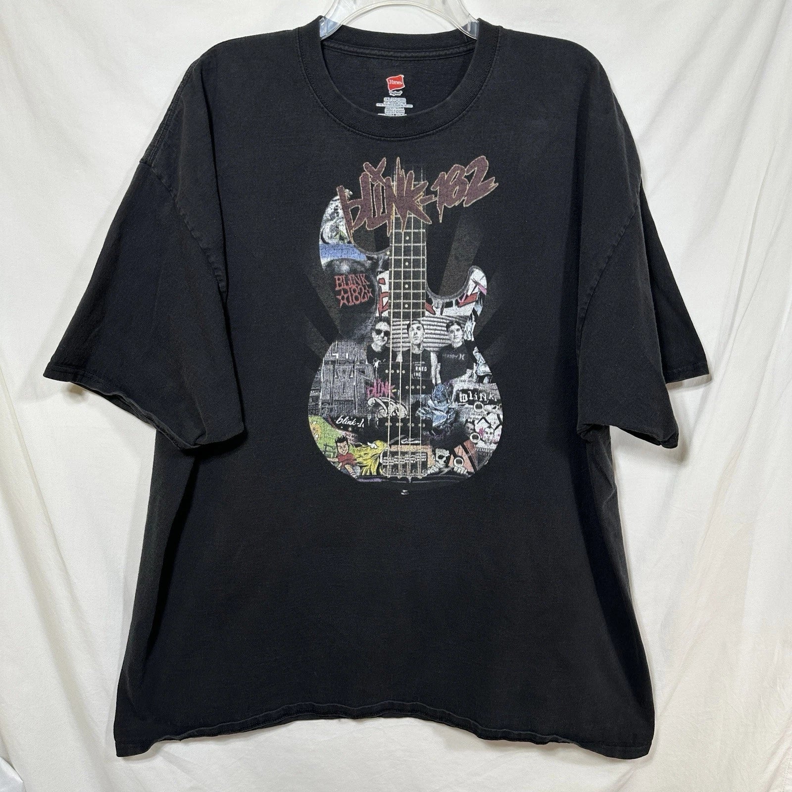 Blink-182 Y2K Band Tee 3XL Graphic T-Shirt Guitar Concert Alt Rock Punk Skater