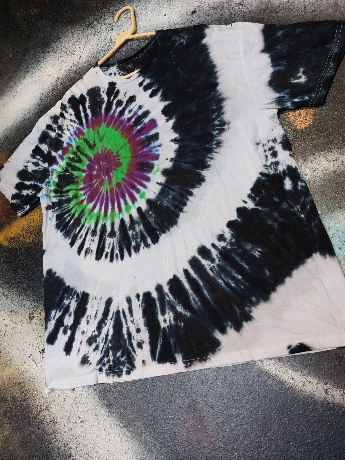 Beetle juice Gothic spiral tie dye t shirt top men's size S-5XL