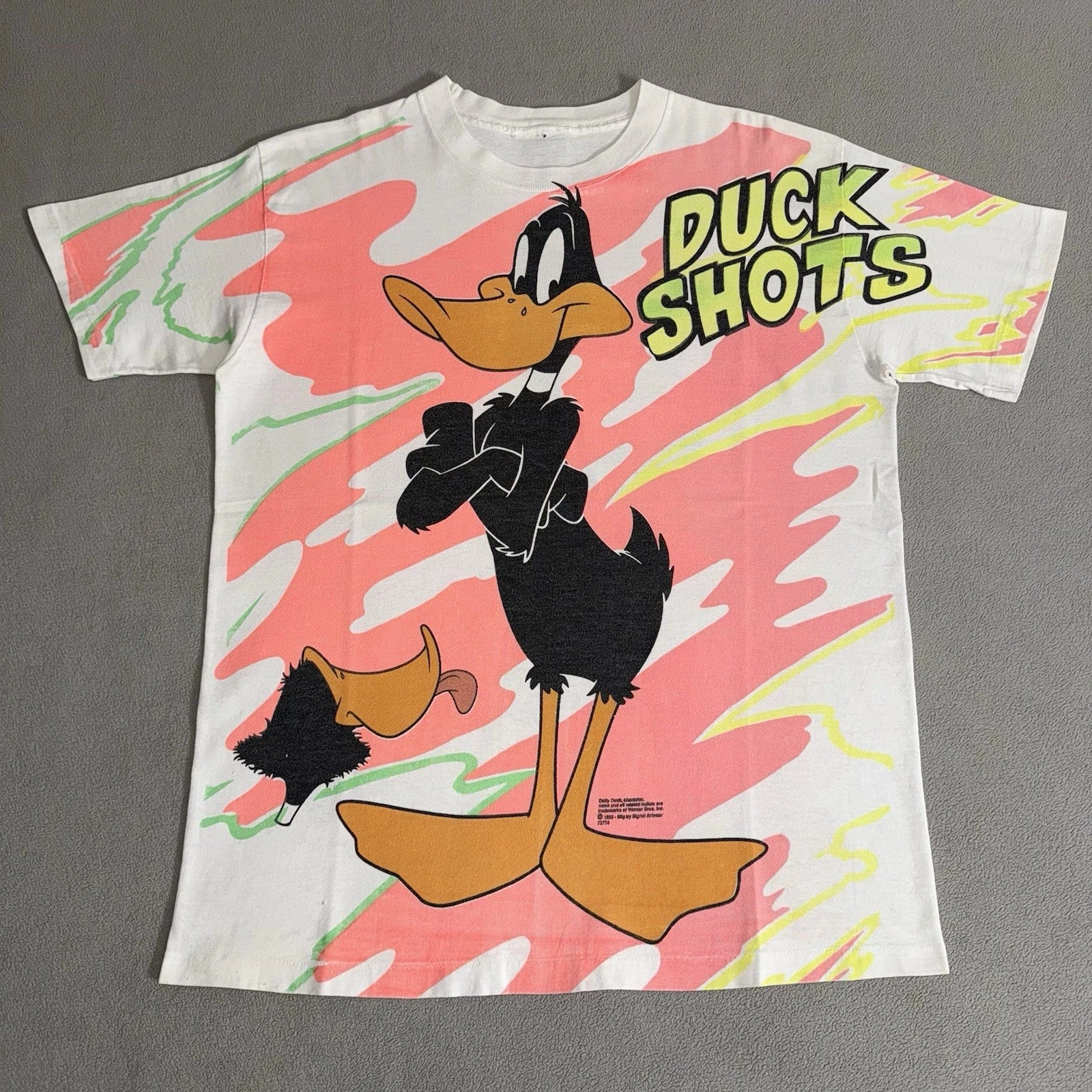 Vintage Looney Tunes Daffy Duck All Over Print Shirt Size M Cartoon Pop Art 90s