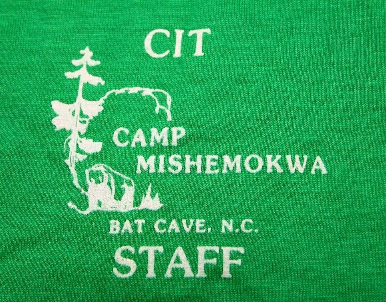 M * thin vtg 80s BAT CAVE North Carolina CAMP MISHEMOKWA screen stars t shirt