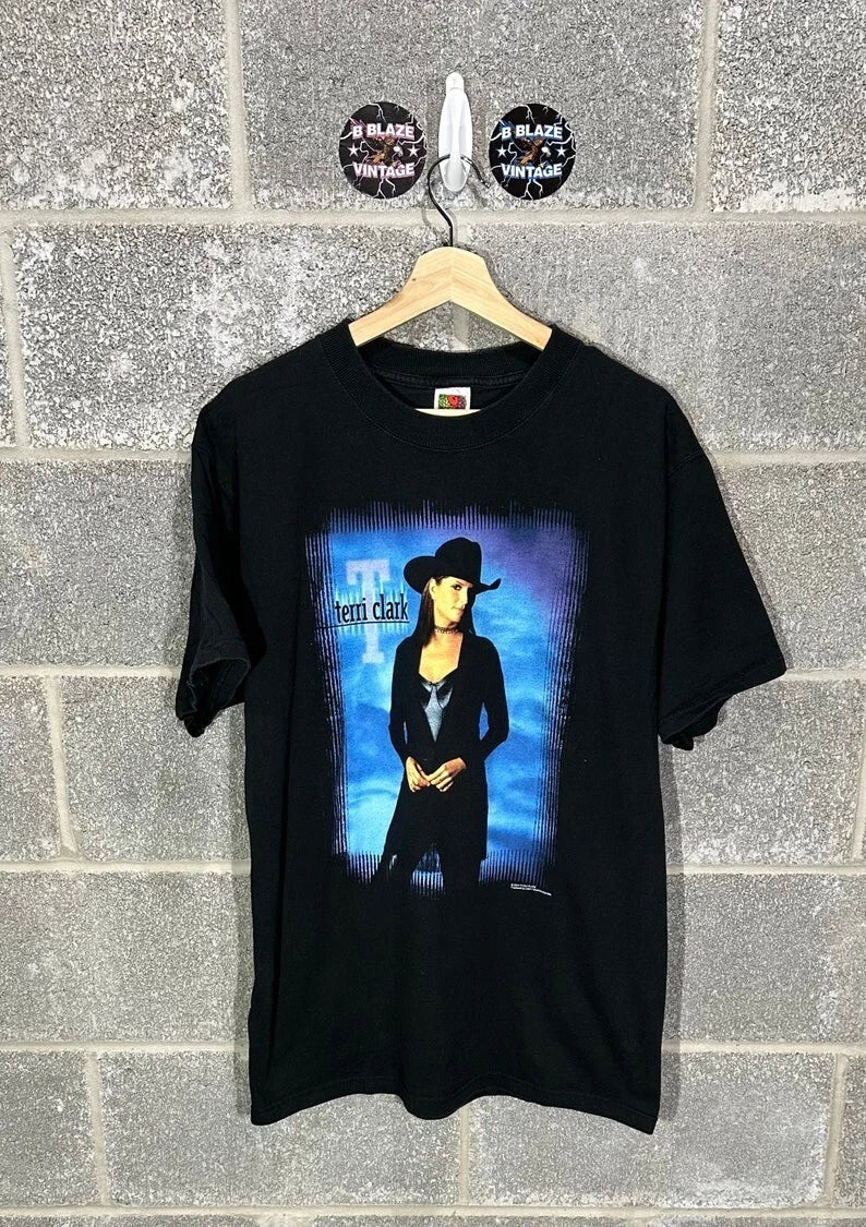 Vintage Y2K 2000s Terri Clark Rap Tee Style Graphic Country Music Singer T-Shirt