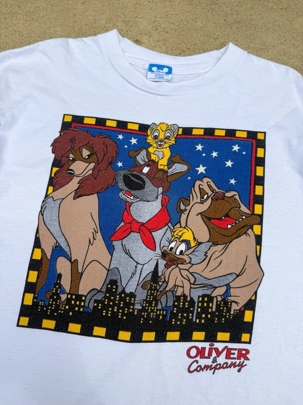 Vintage Disney Oliver XL