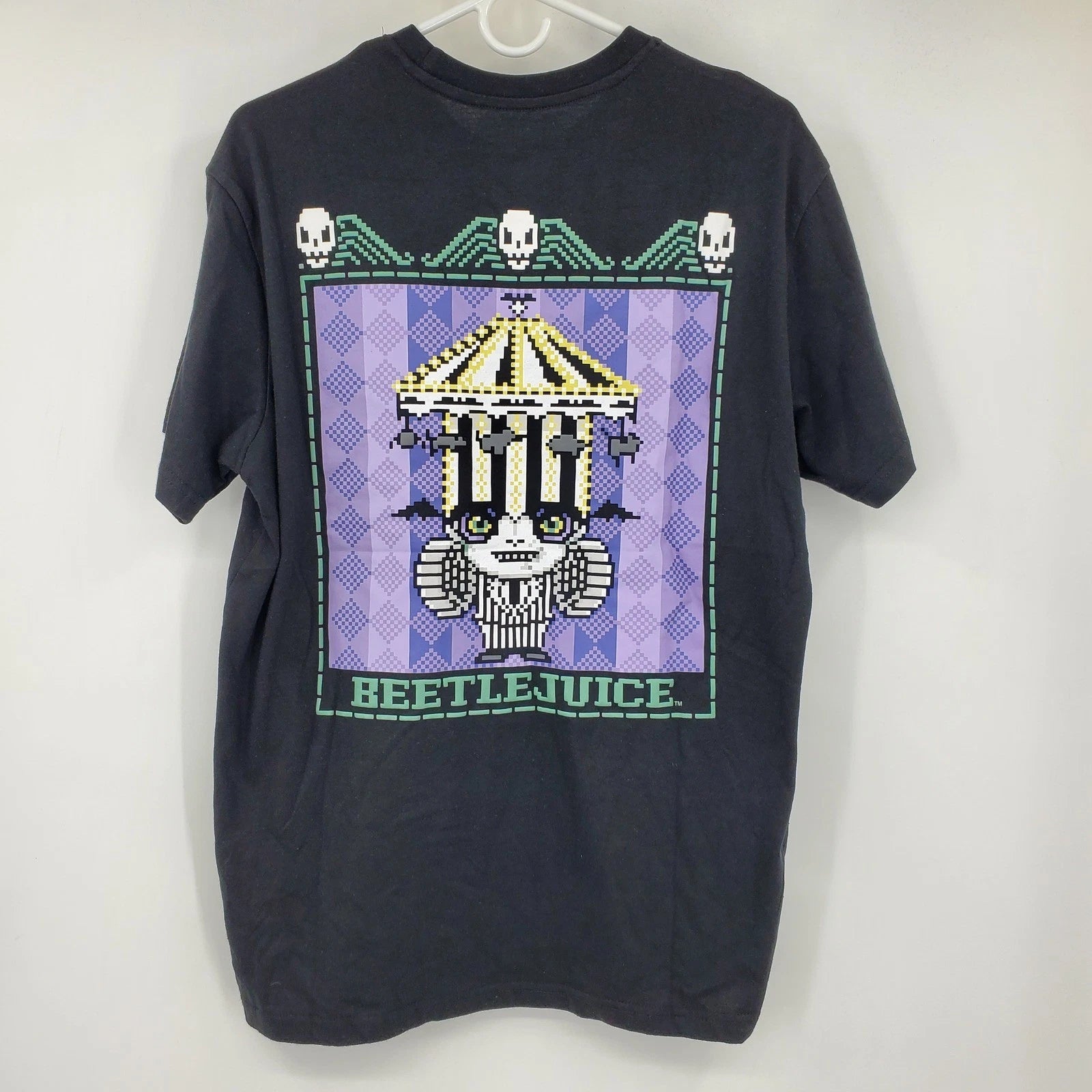 BoxLunch Beetlejuice Pixel Art Carousel Hat Black T-Shirt Mens XL Graphic Tee