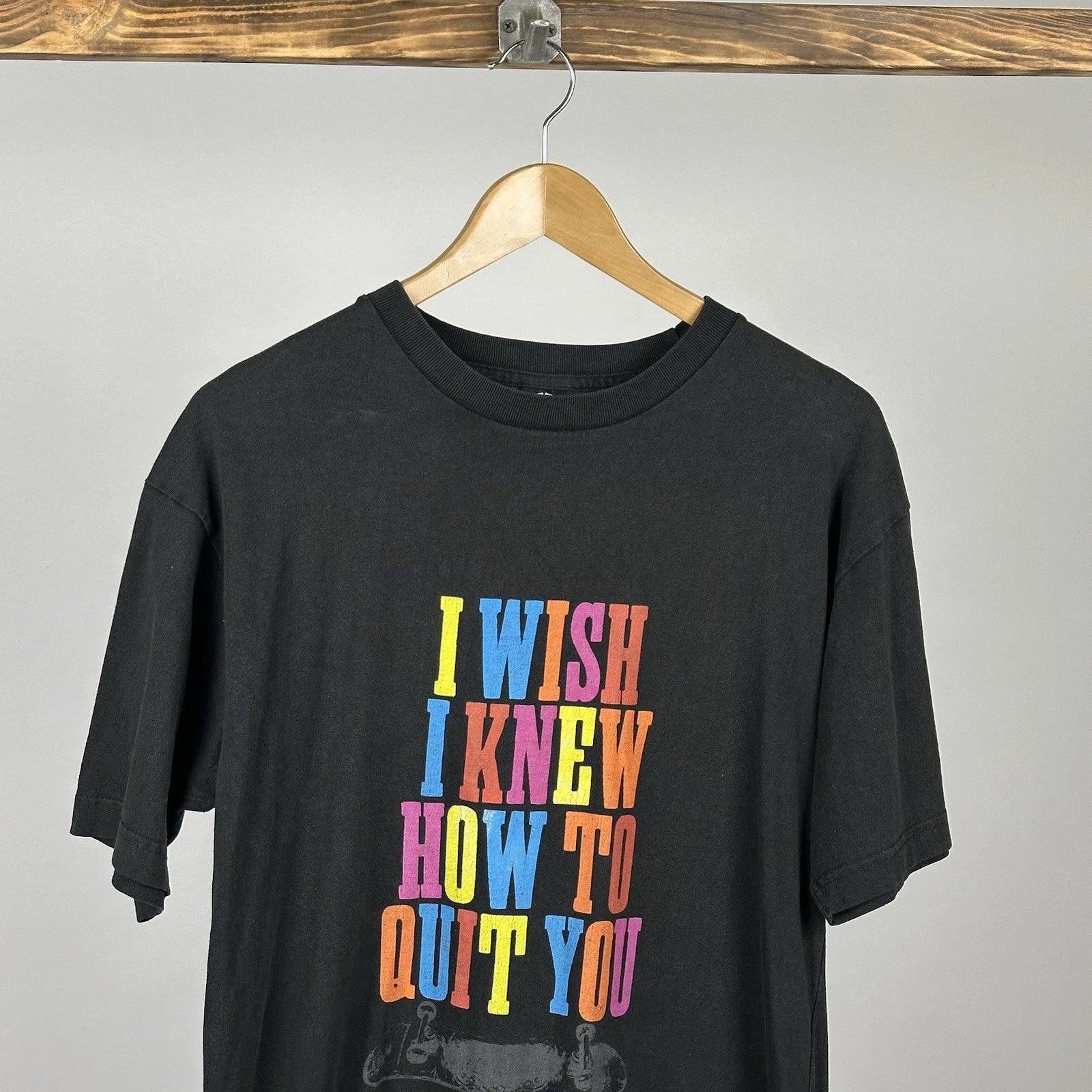 Vintage Y2K DVS Skateboarding T-Shirt Size L