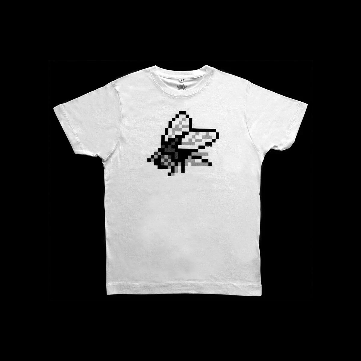 Space Invader Art Pixel Fly White Silkscreen T-Shirt 2020 Size LARGE NEW