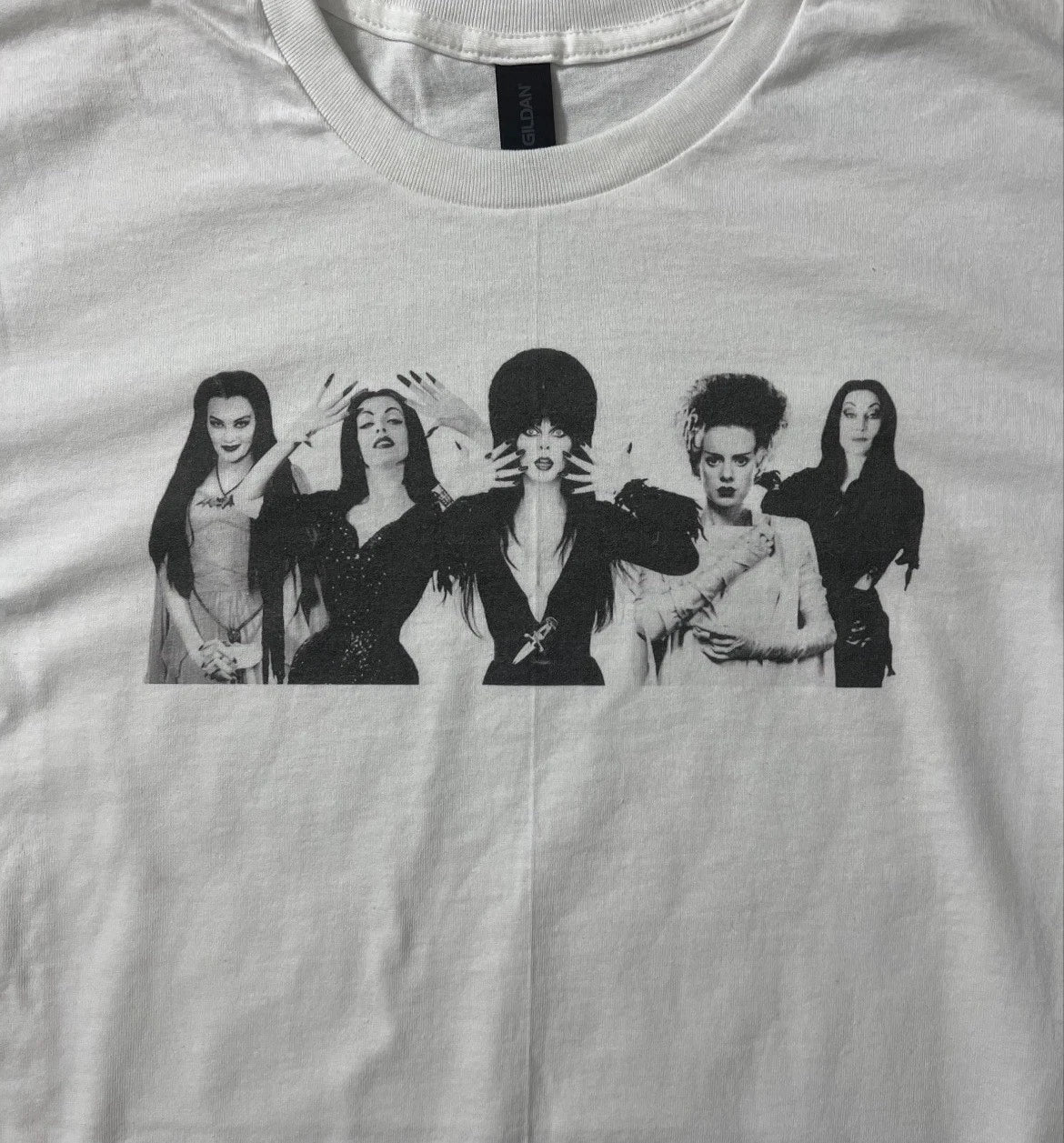 Goth Girls white Size Large unisex T-shirt